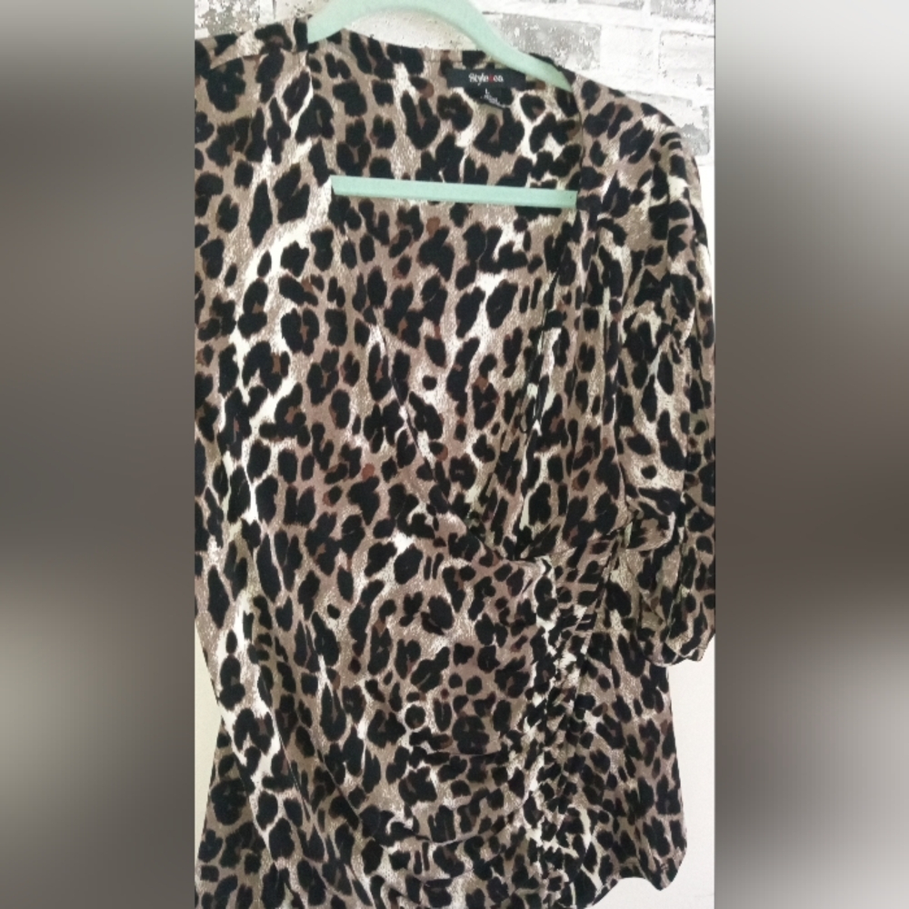Leopard Print Women's Top - Picture 2 of 5